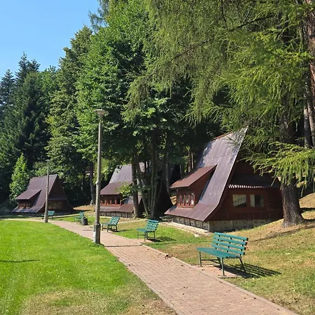 Gorski Osrodek Pod Kamiennikiem منتجع Poreba